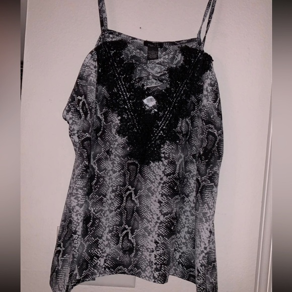 NWT Rue21 snake skin print cami blouse L - Picture 1 of 5